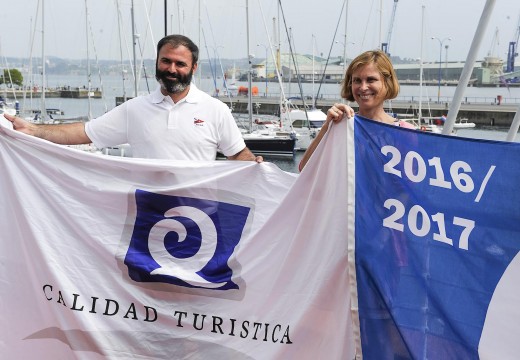 Nava Castro subliña a excelencia turística da comunidade como motor da economía galega